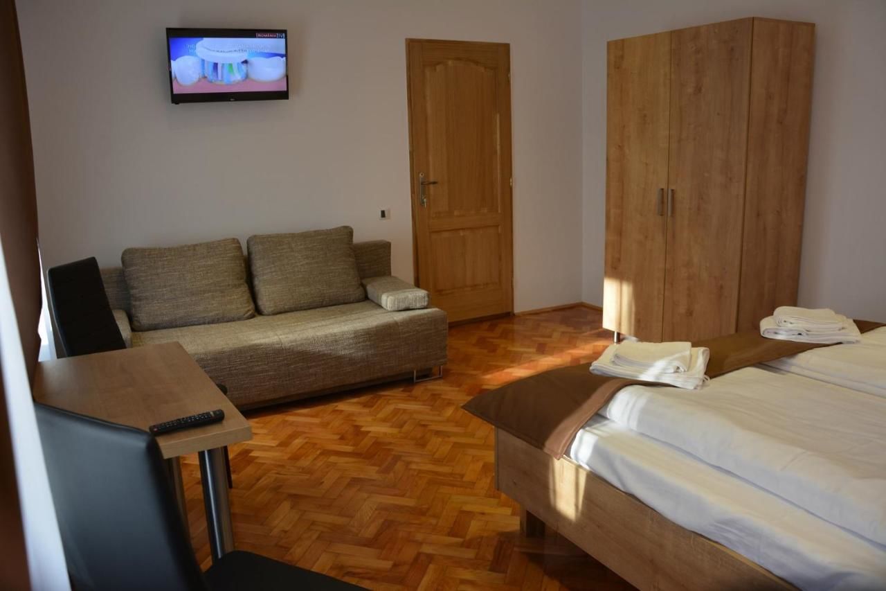 Гостевой дом 4Rooms Central Sibiu Сибиу-19