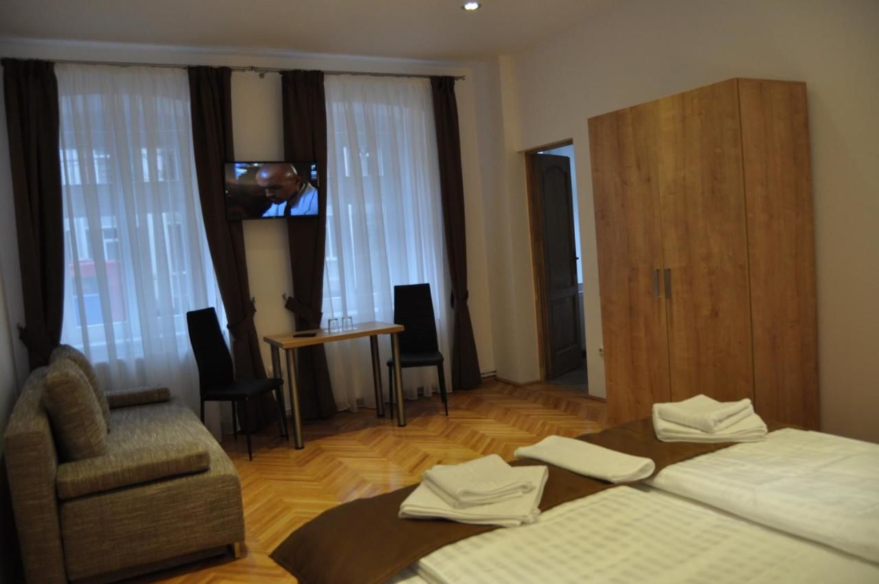 Гостевой дом 4Rooms Central Sibiu Сибиу-10